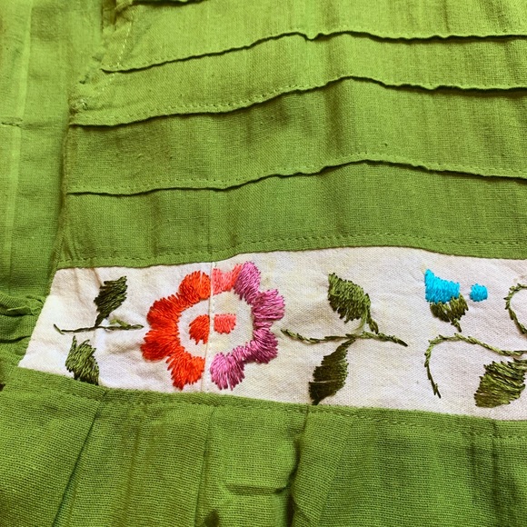 Dress - Picture 7 of 10